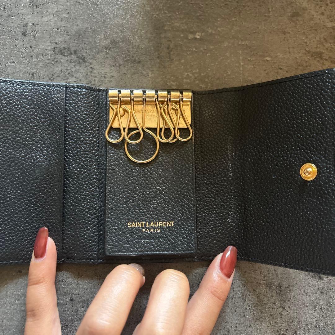 SAINT LAURENT ブラックレザーキーケース