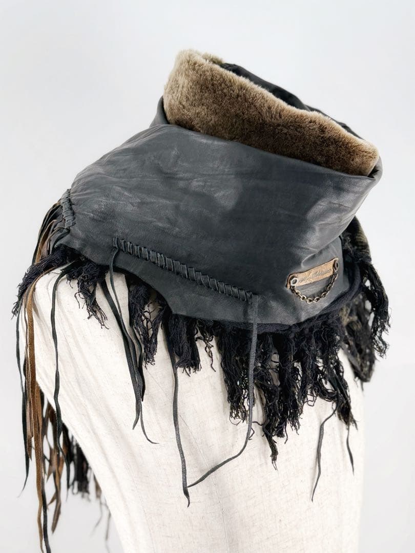 14th Addiction ファー付きレザー混マフラー