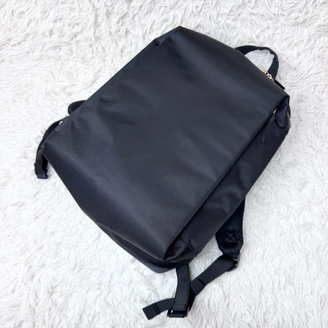 【新品未使用】アフターヌーンティー ワードローブ 無重力リュック M ブラック