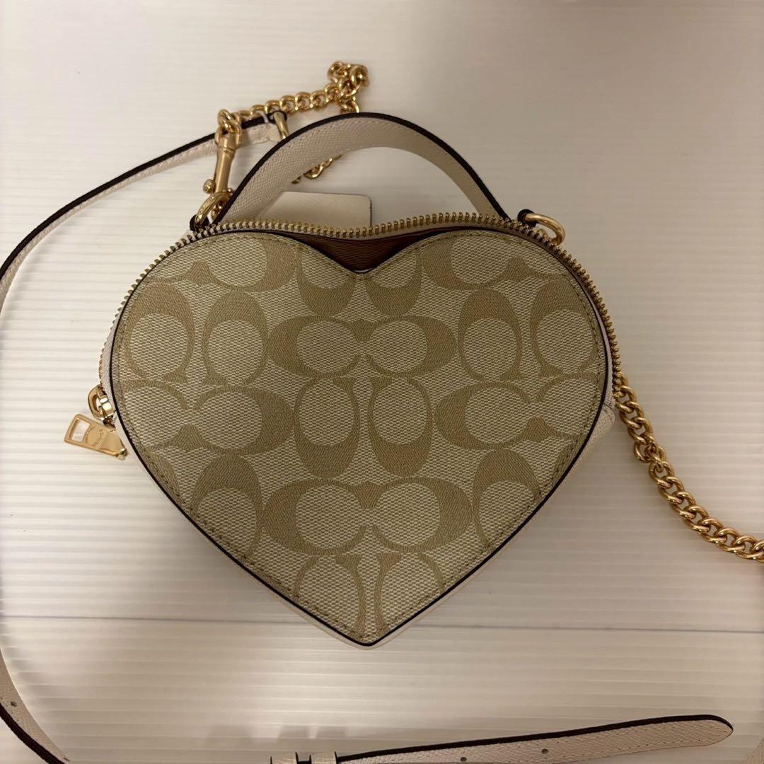 い*ご様 【中古】 COACH （コーチ） ハート クロスボディ ショルダーバッ