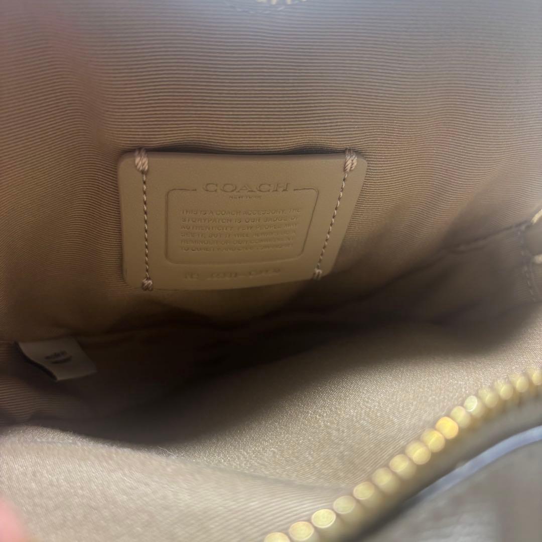 い*ご様 【中古】 COACH （コーチ） ハート クロスボディ ショルダーバッ