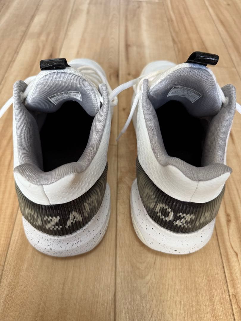 エゴザル　エゴアウェイクロー　26.5