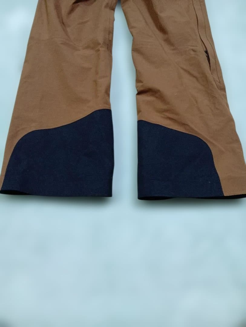 美品　HOLDEN ビブパンツ　Mサイズ