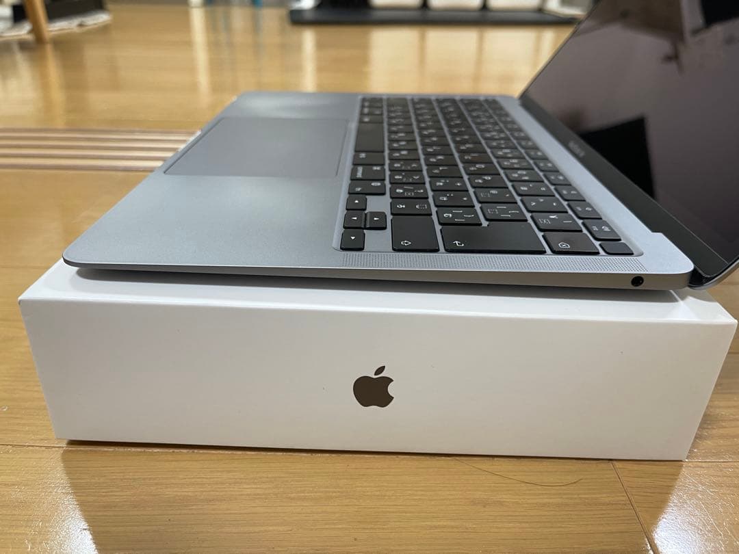 MacBook本体 MacBook Air m1, HDD 256GB, RAM 8GB