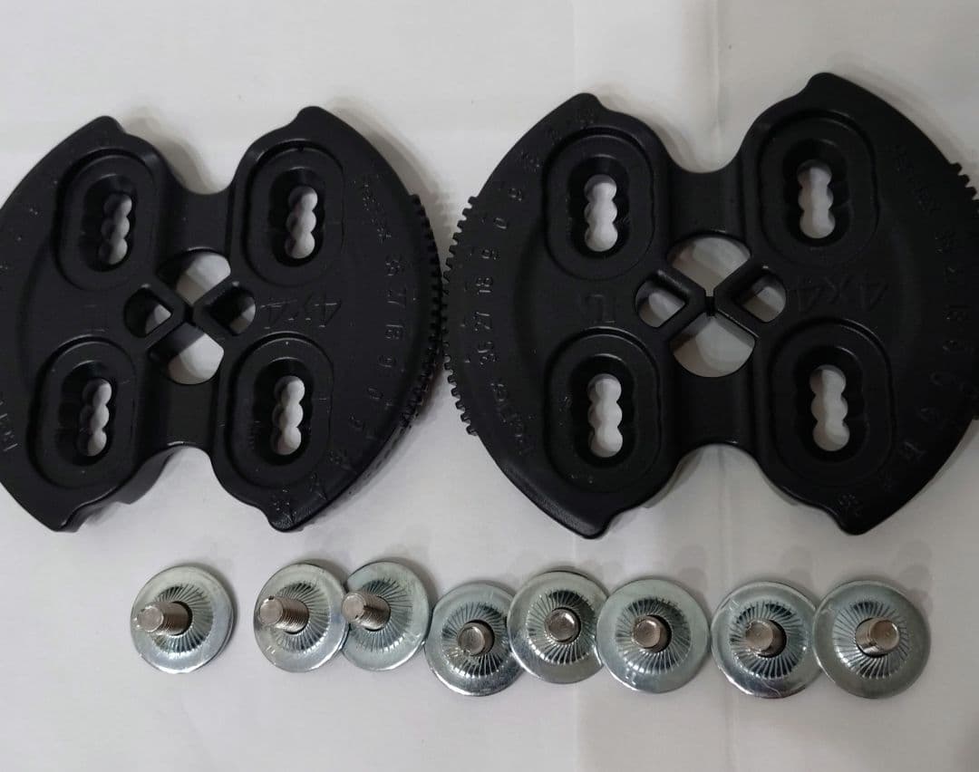 バートン　ジェネシス　TT　スノーボードビンディング ブラック/グレー　サイズМ