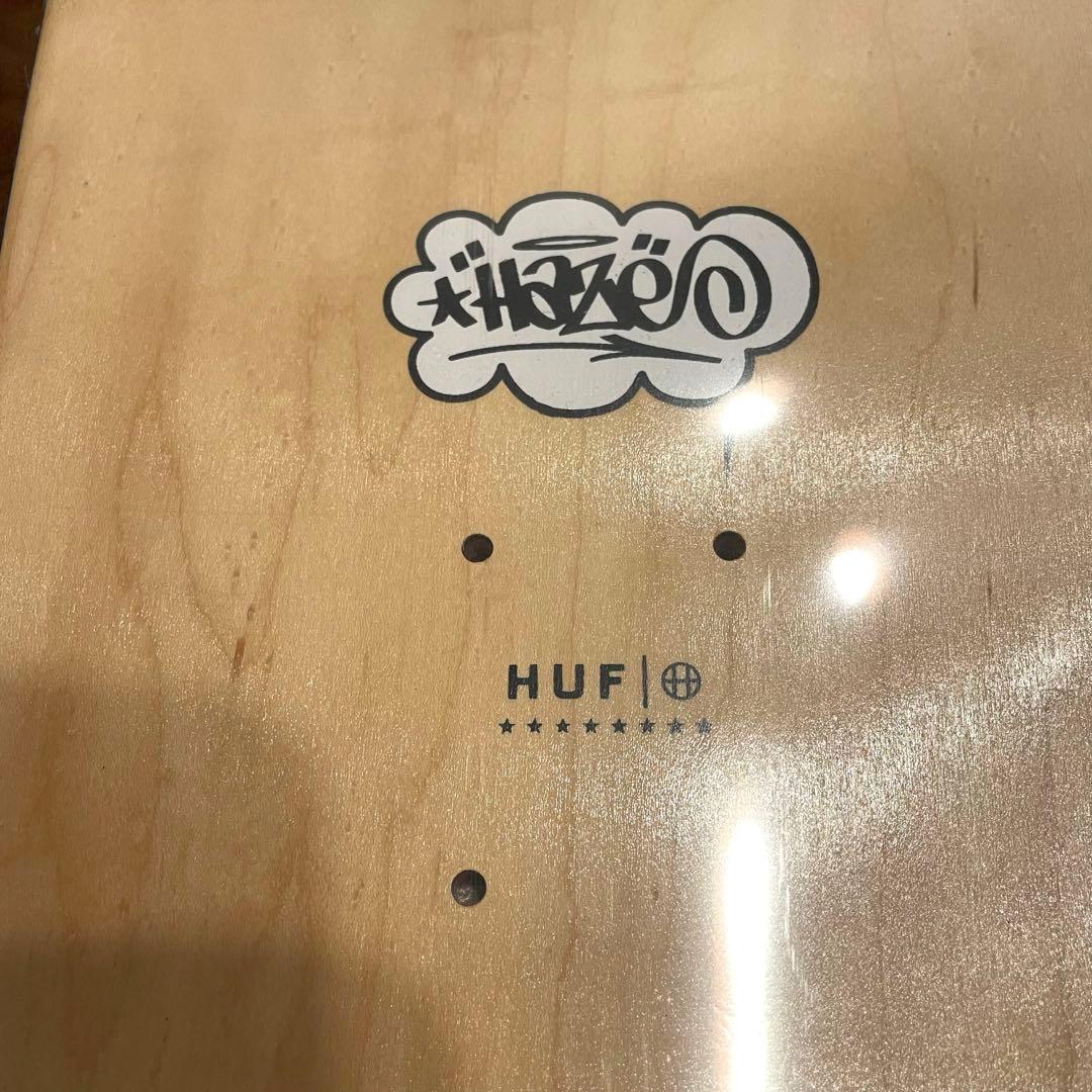 スケボーデッキ　スケートボードデッキ　ハフ　新品未使用　限定品　8.25 HUF