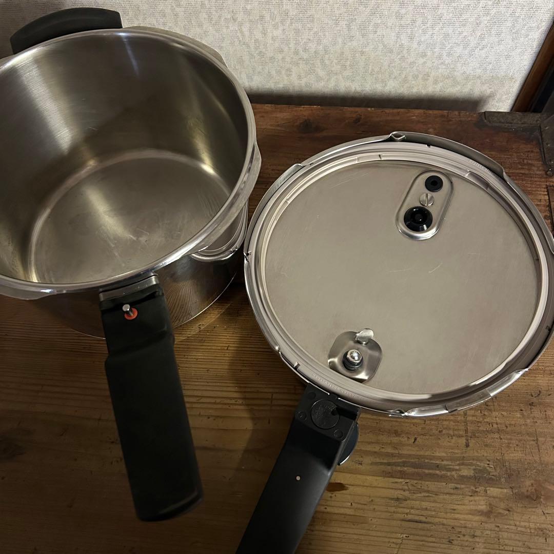 フィスラー　圧力鍋　ブルーポイント ビタクイック 4.5L ステンレス　ドイツ製