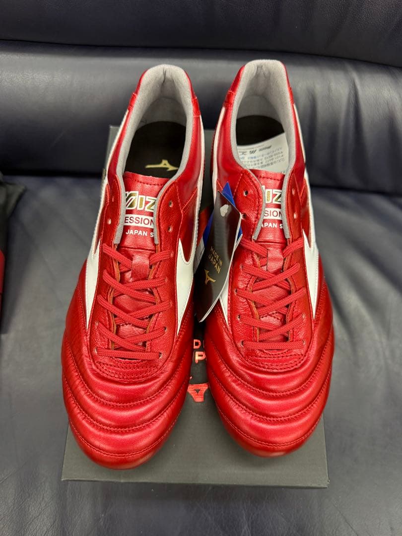 Mizuno モレリア2 赤 新品 27.0cm