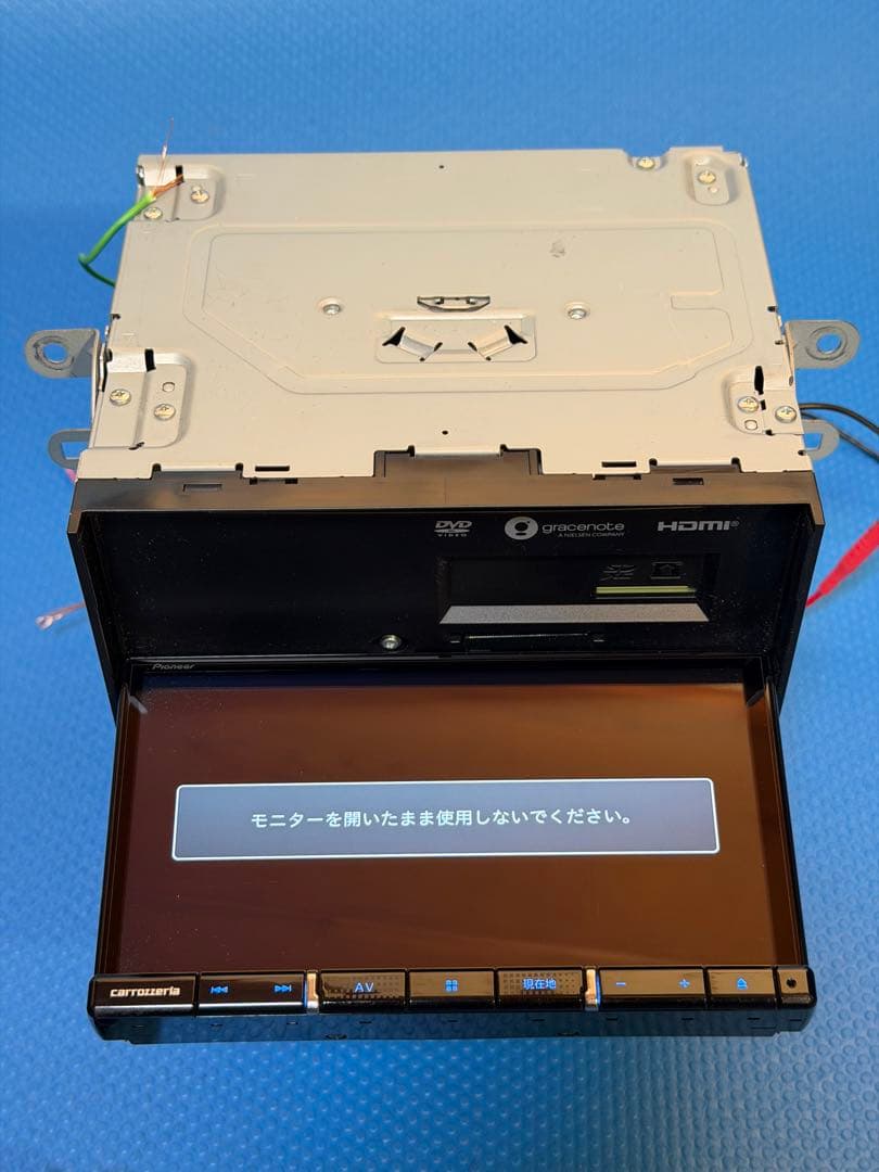 カロッツェリアAVIC-RZ810-D4x4 デジタルTVナビゲーションシステム