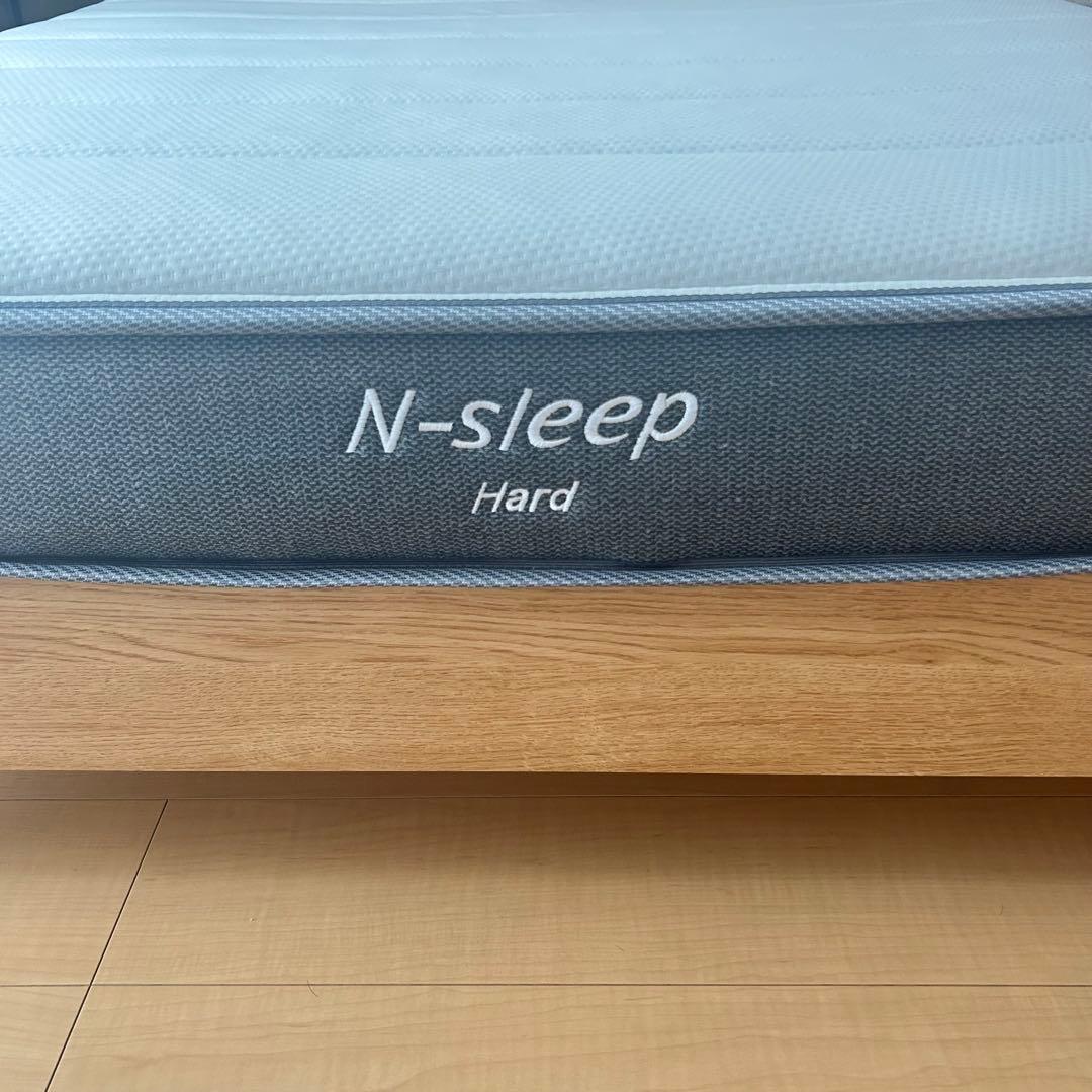 ニトリ　セミダブルベッドフレーム マットレス付き