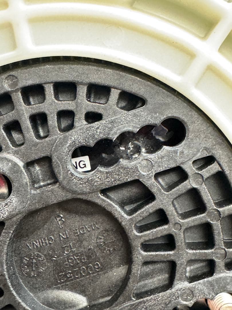 YONEX SPINE BACK M-Lサイズ スノーボードビンディング