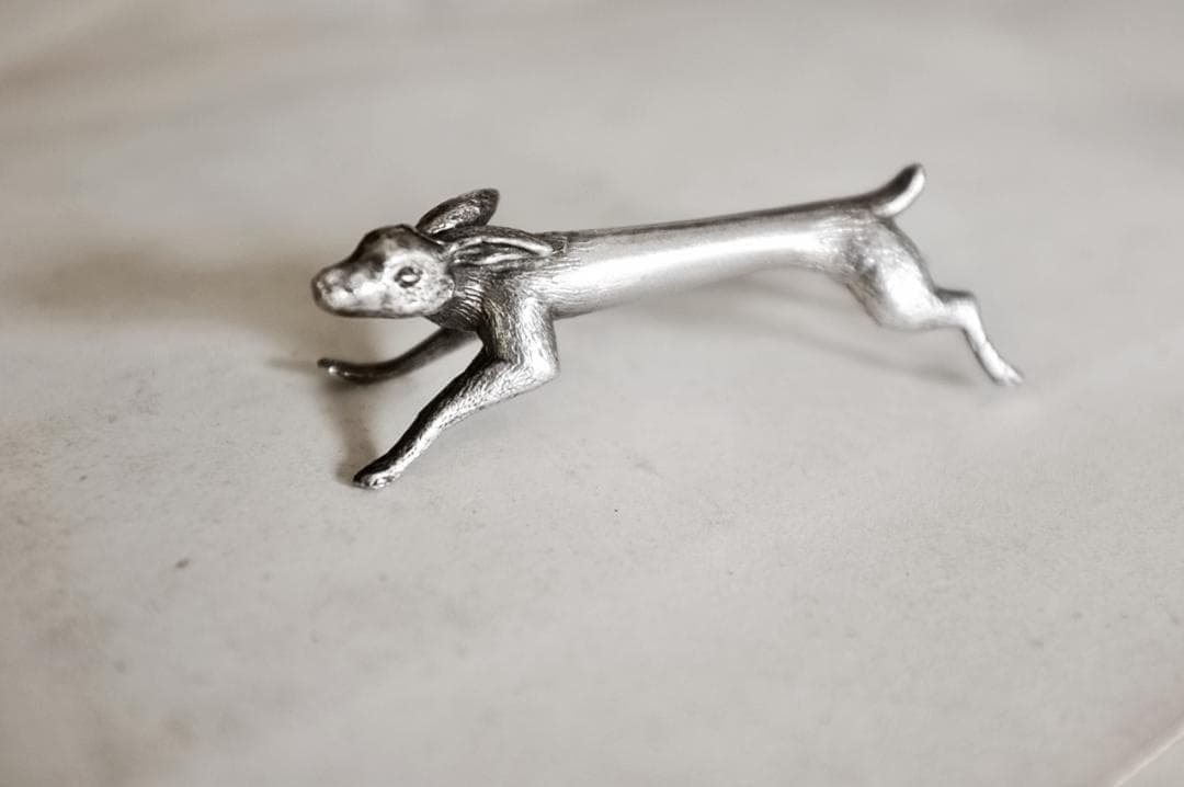 sold フランス 駆け抜ける永遠のウサギとカトラリーレスト アンティーク