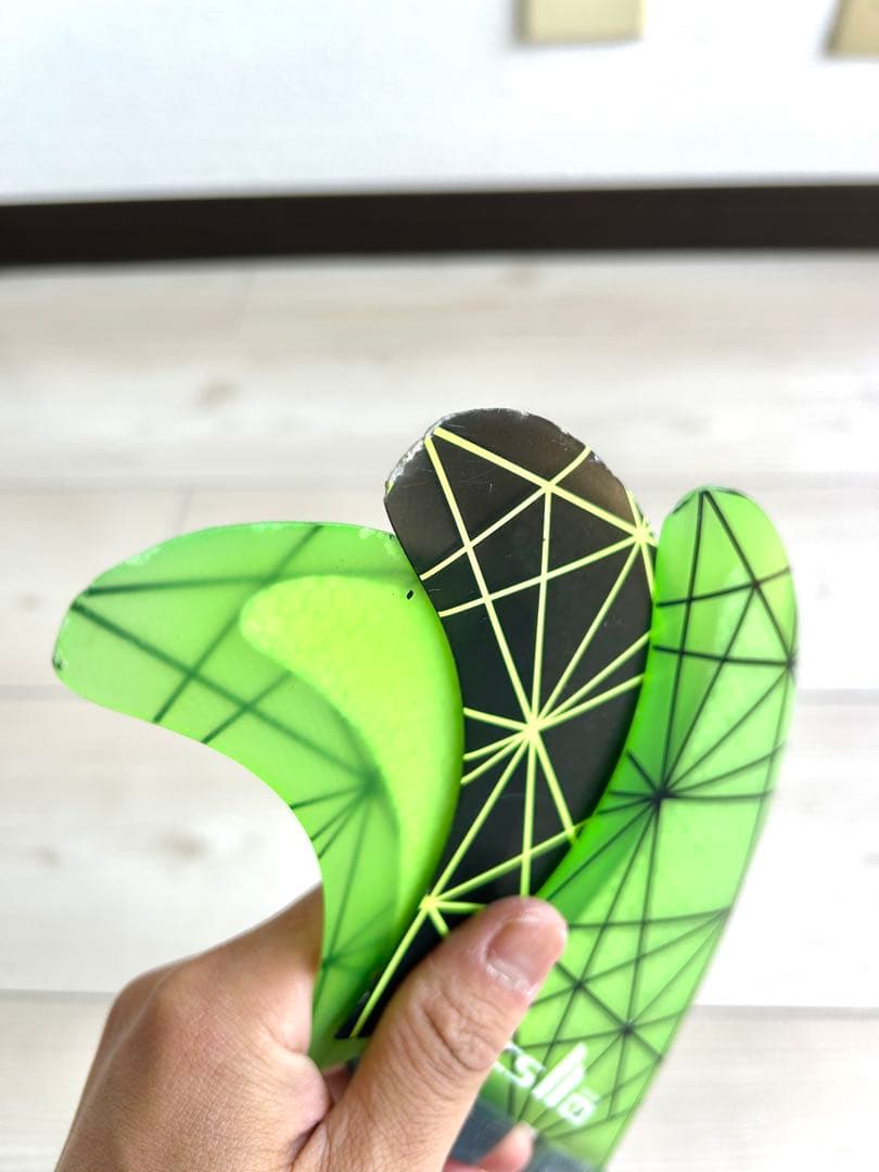 ロストサーフボード5'8 Outcat（フィン＋リーシュ+ケース）