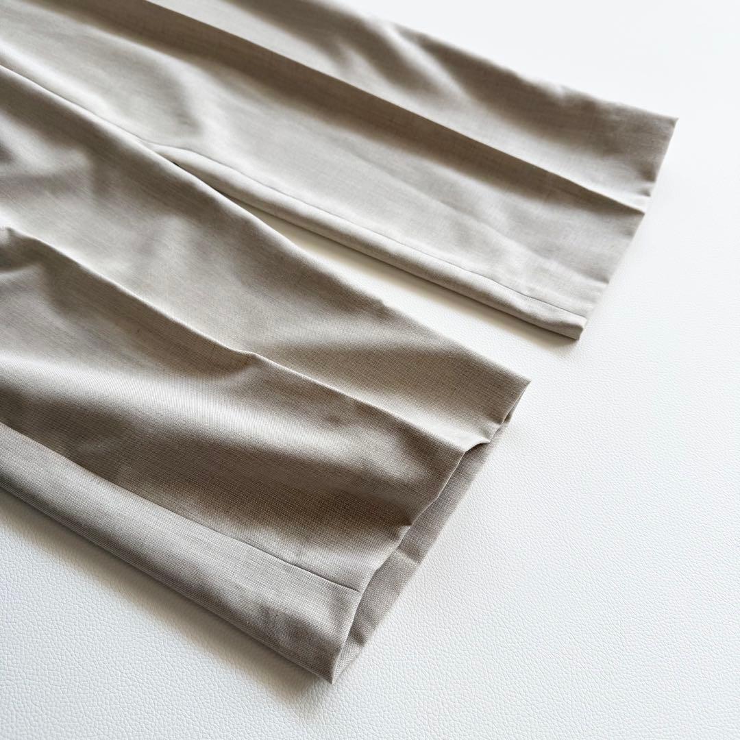 新品タグ付 【アドーア】クリアオックスパンツ センタープリーツ リネン 38