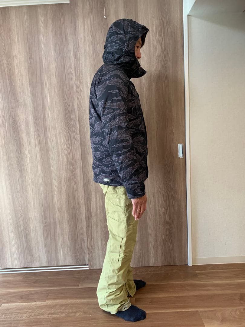 Burton スノーウェア　迷彩とカーゴパンツ上下セット　最終値下げ