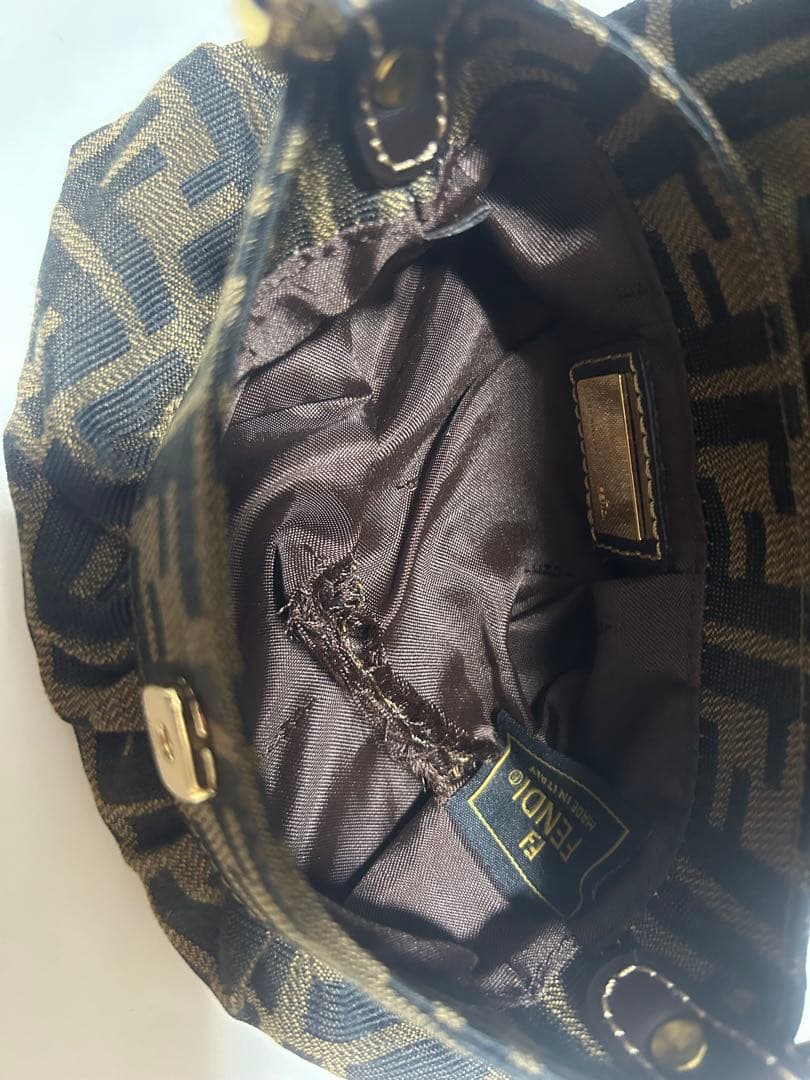 FENDI フェンディ ズッカ柄 ミニバッグ - メルカリ