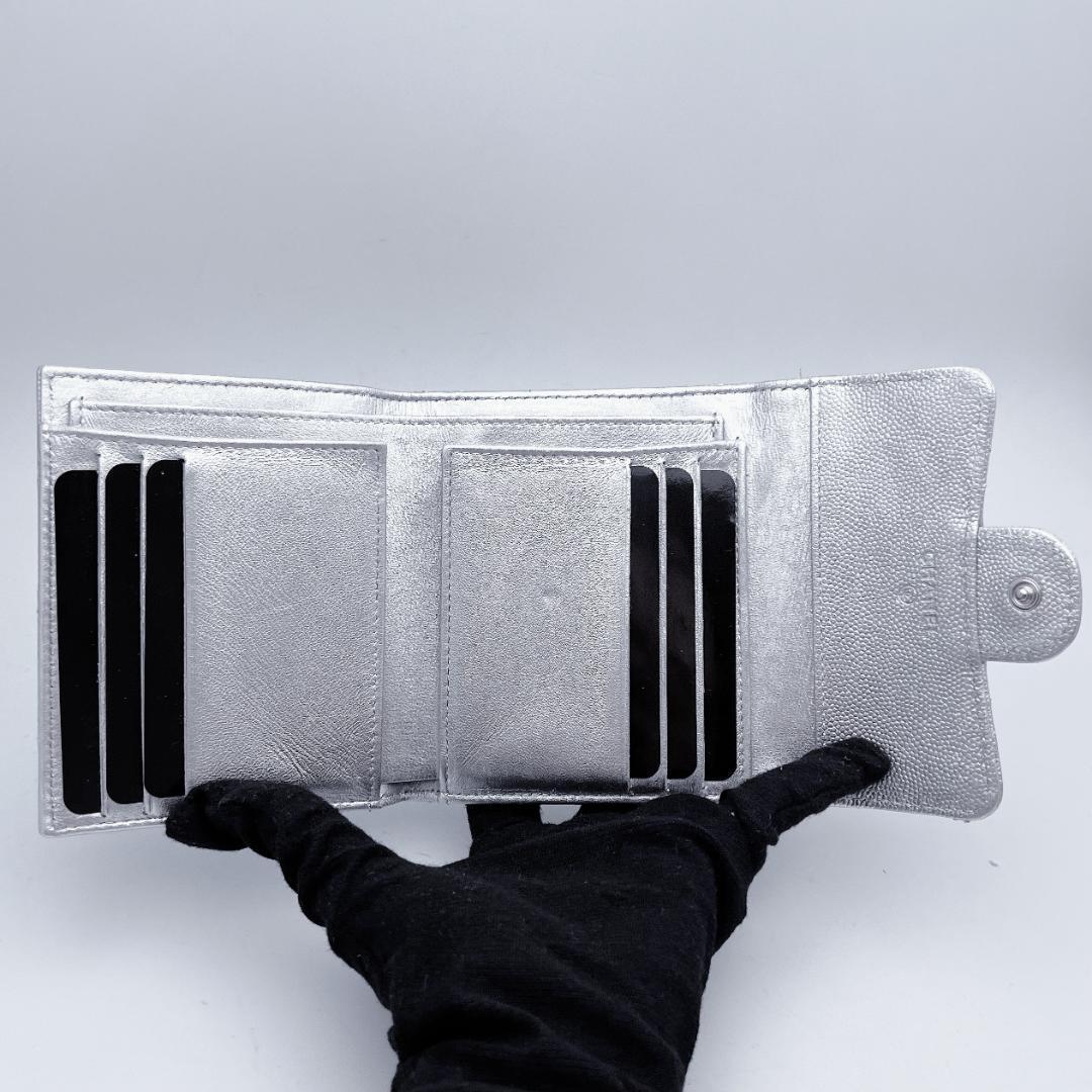 箱無し！即決フォロー割！シャネル マトラッセ フラップ シルバー財布 正規品保証