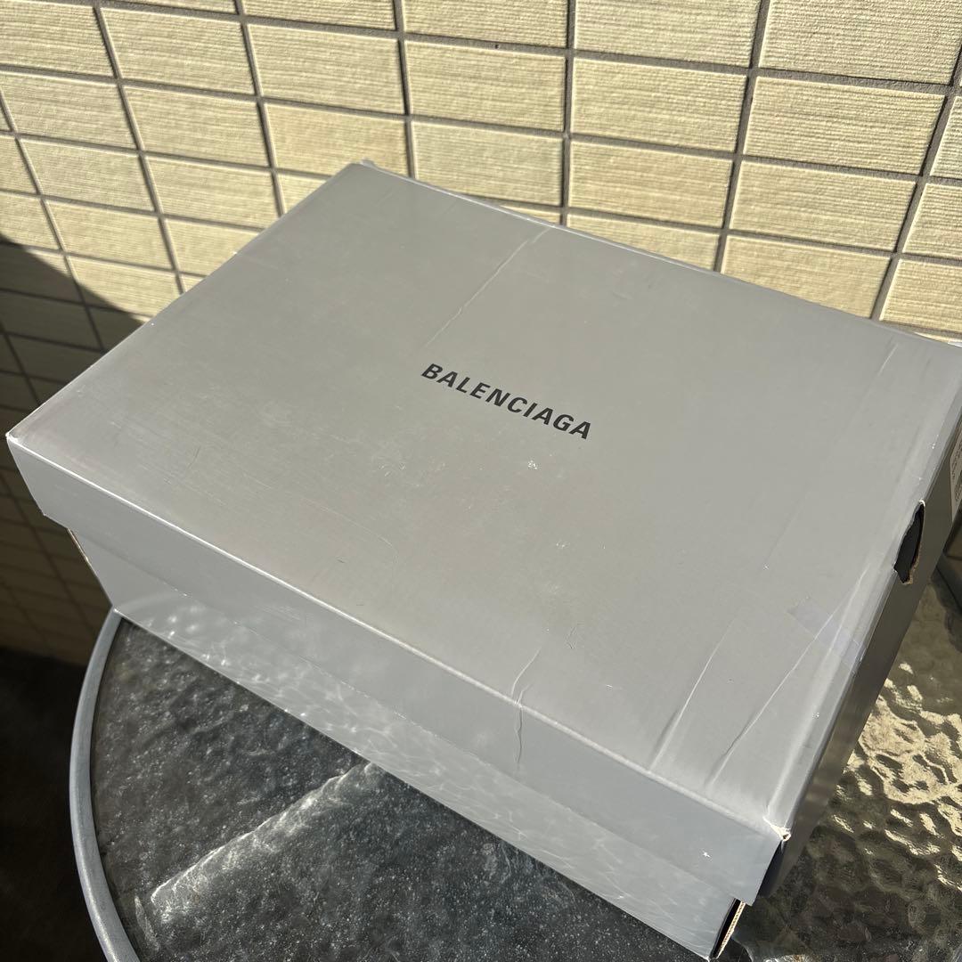 美品　新品未使用　BALENCIAGA トリプルS スニーカー 39 ミント