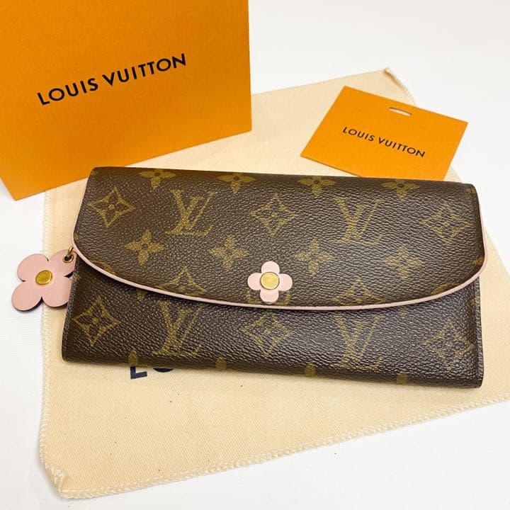 ☆美品☆ルイヴィトン☆ポルトフォイユ エミリー フラワーチャーム