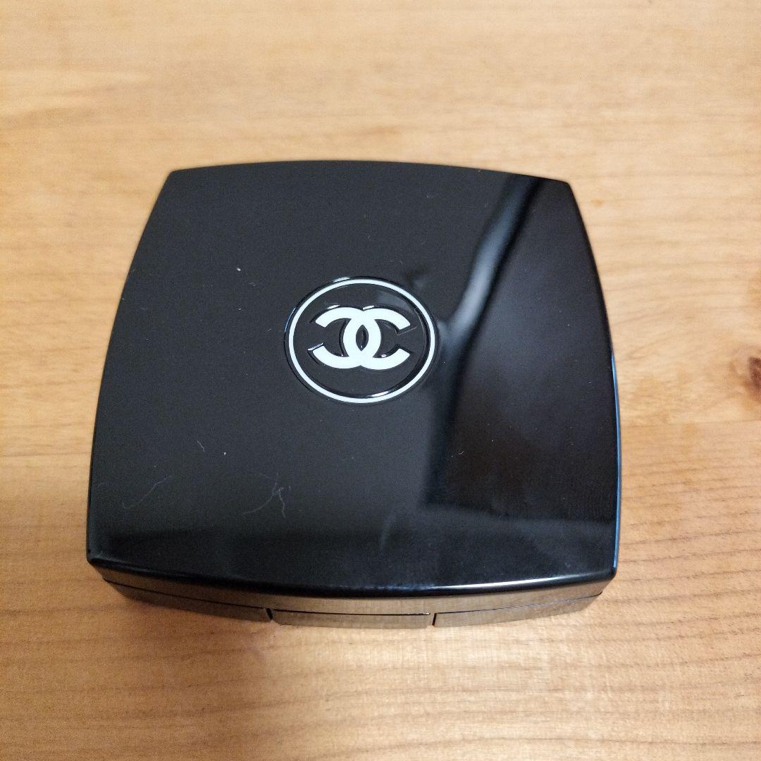 未使用CHANEL プレストパウダー レタロットラベンダー