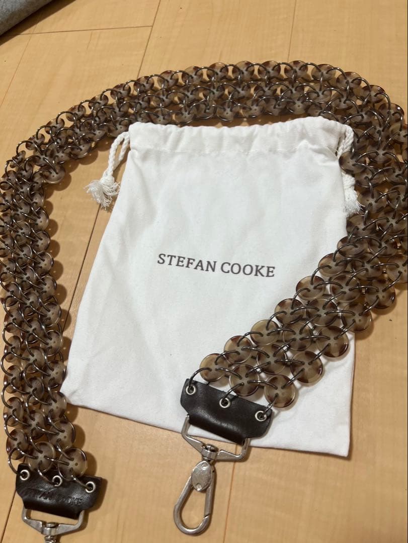 Stefan Cooke STRAP ボタンショルダーストラップ