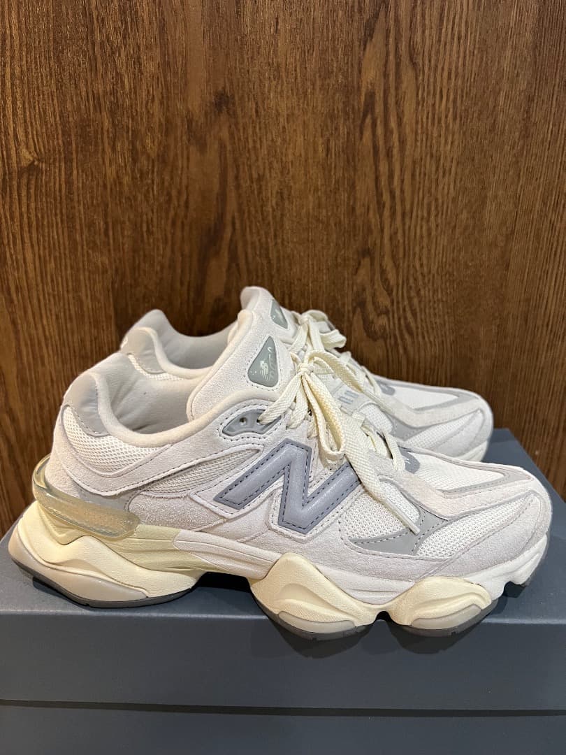 ニューバランス New Balance U9060ECA 23.5cm