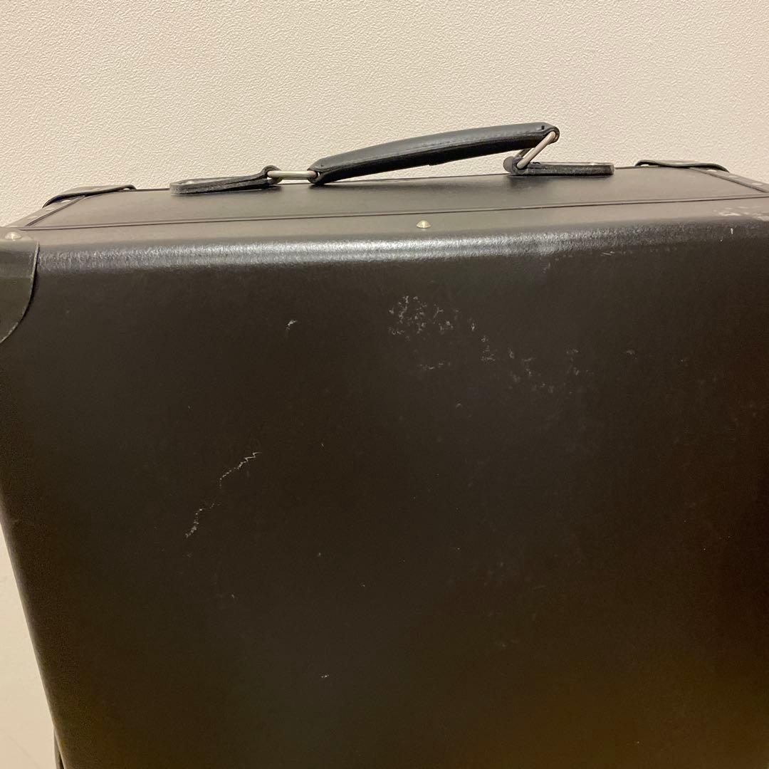 グローブトロッター ブラック 30インチ