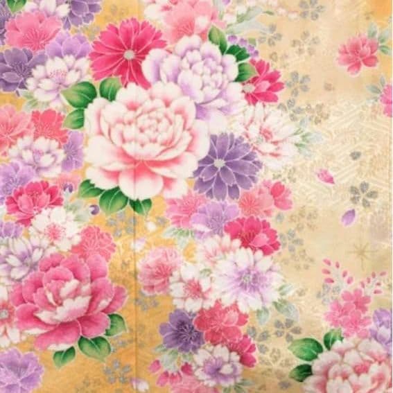 正絹☆やさしげなパステルトーンの花々の舞が清らか＆フェミニンな7歳七五三用祝い着