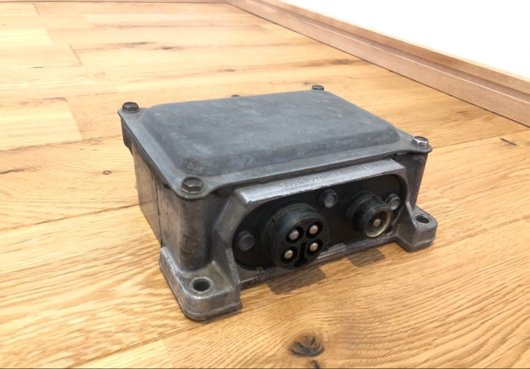 メルセデス ベンツ W123 BOSCH イグナイター 実働外し