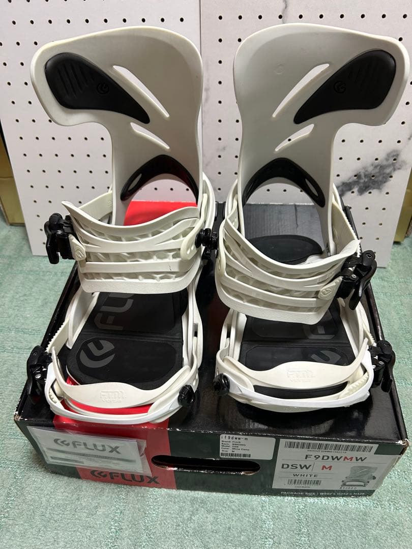 フラックス　FLUX DSW Mサイズ　ホワイト