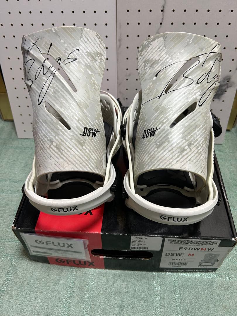 フラックス　FLUX DSW Mサイズ　ホワイト