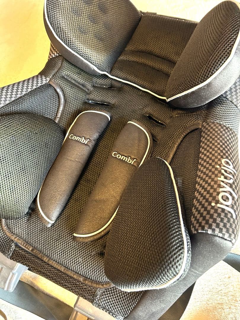 【美品】Combi ジョイトリップ エッグショックGC & チャイルドシート