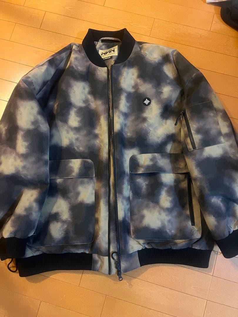 NNN nthree エヌスリー　ウェア　上下セット　Lサイズ　gafh