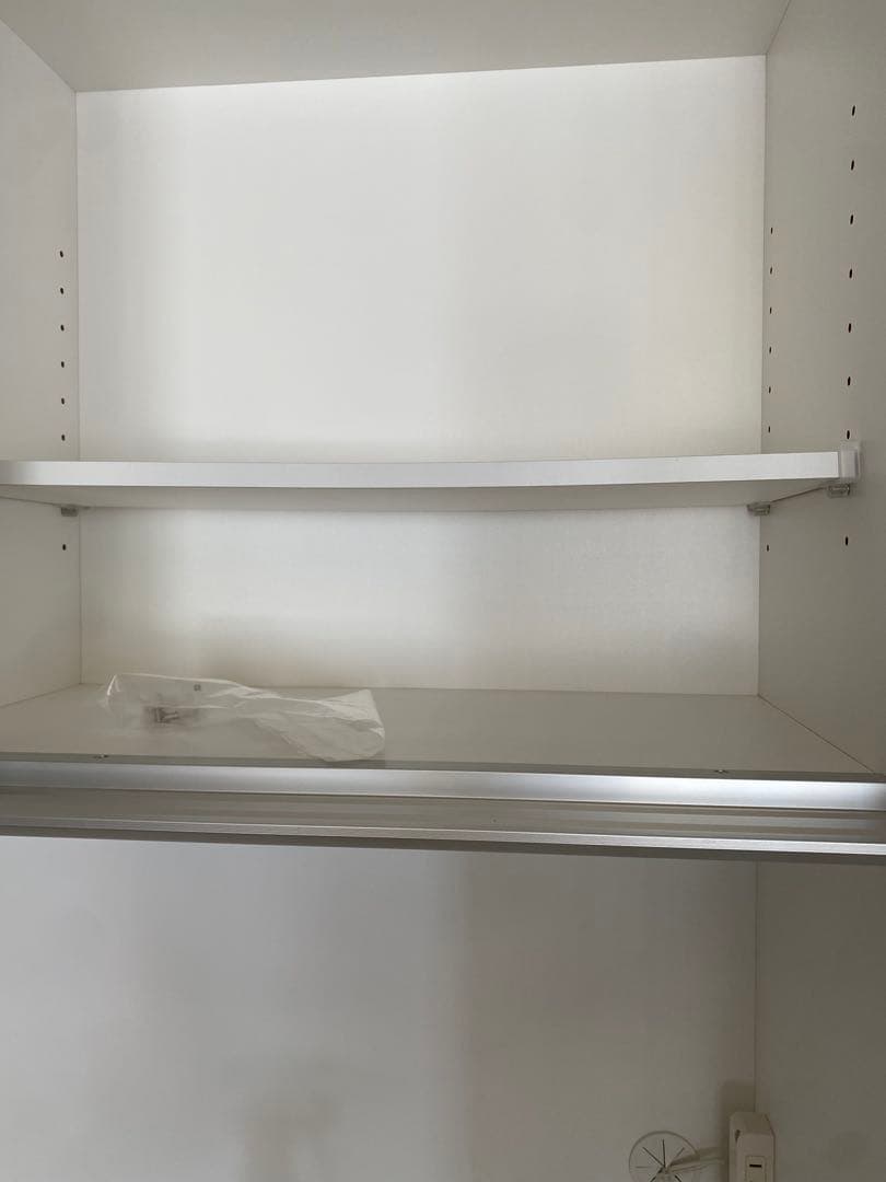 tee ニトリ　ホワイトキッチン収納 中型 アルミフレーム