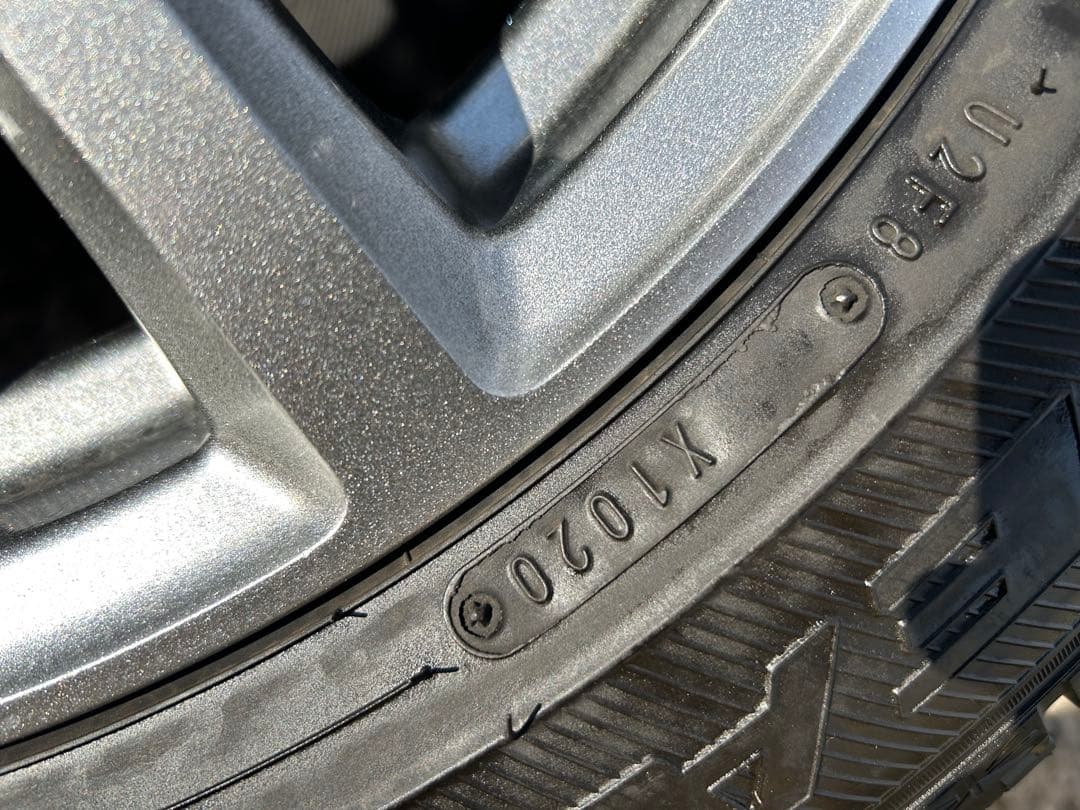 トヨタ・ライズ・ロッキースタッドレスタイヤホイールセット