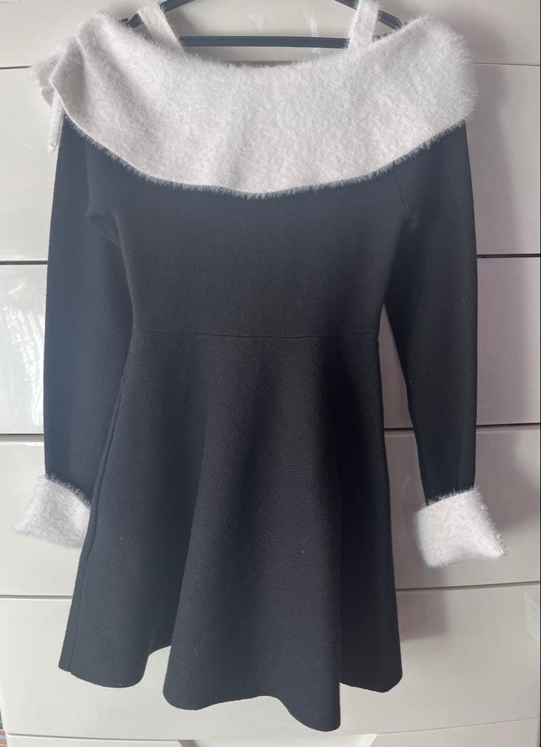 evelyn リボンオフショルミニワンピース　ブラック