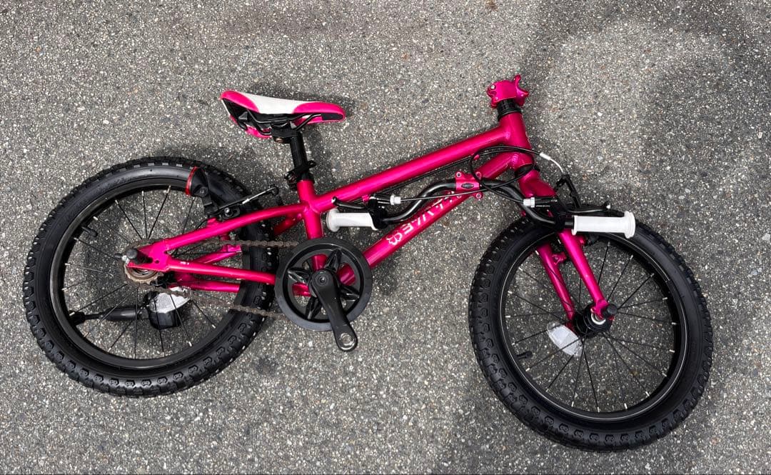(送料込み)ヨツバサイクル 16インチ　クリスタルピンク