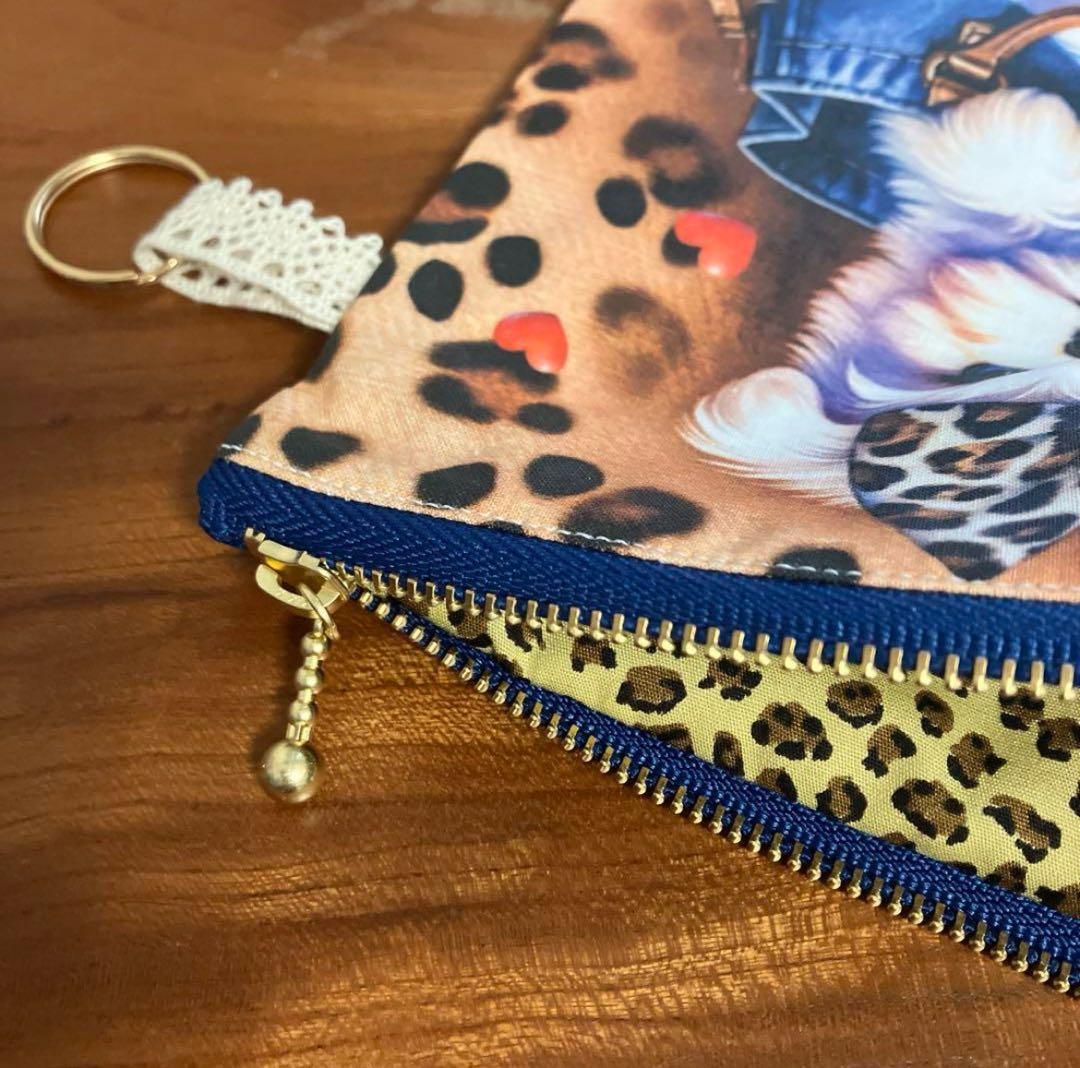 Hukumari激パネル苺ハウスポメラニアン ガーゼハンカチ　ハンドメイド