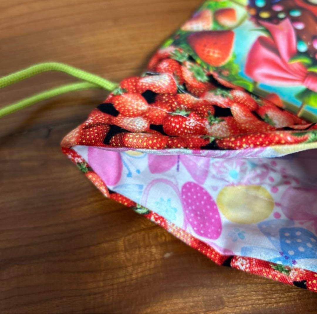 Hukumari激パネル苺ハウスポメラニアン ガーゼハンカチ　ハンドメイド