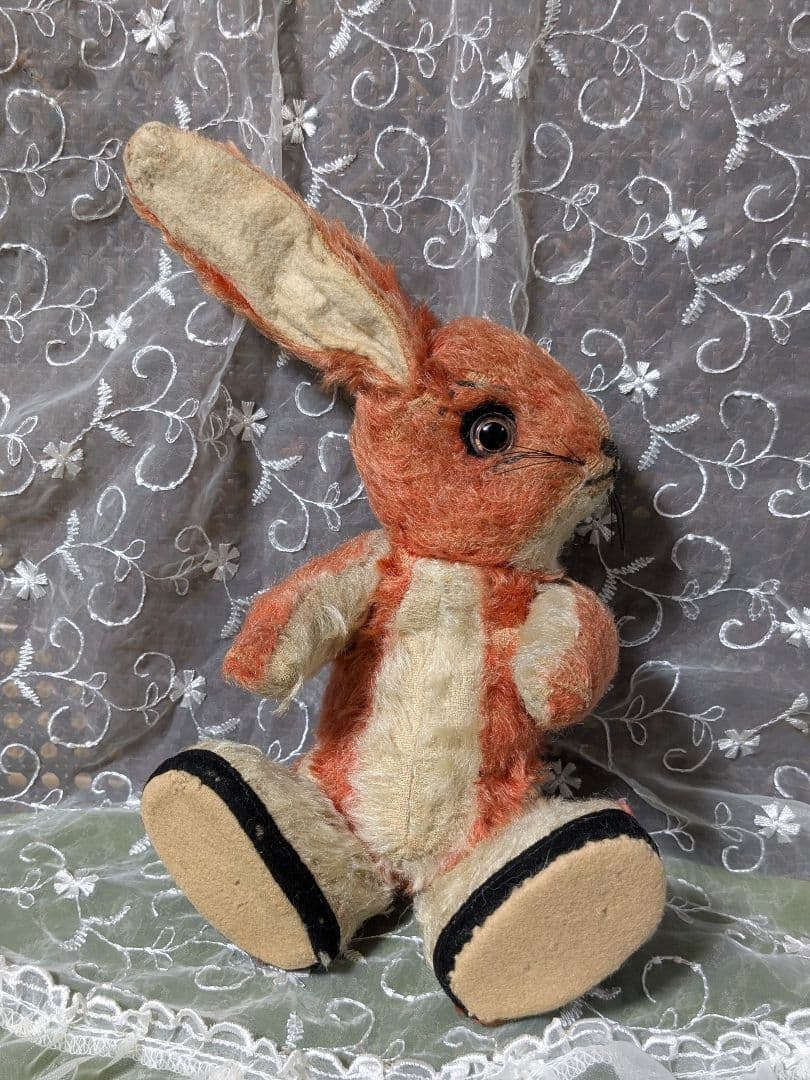 アンティークうさぎぬいぐるみ