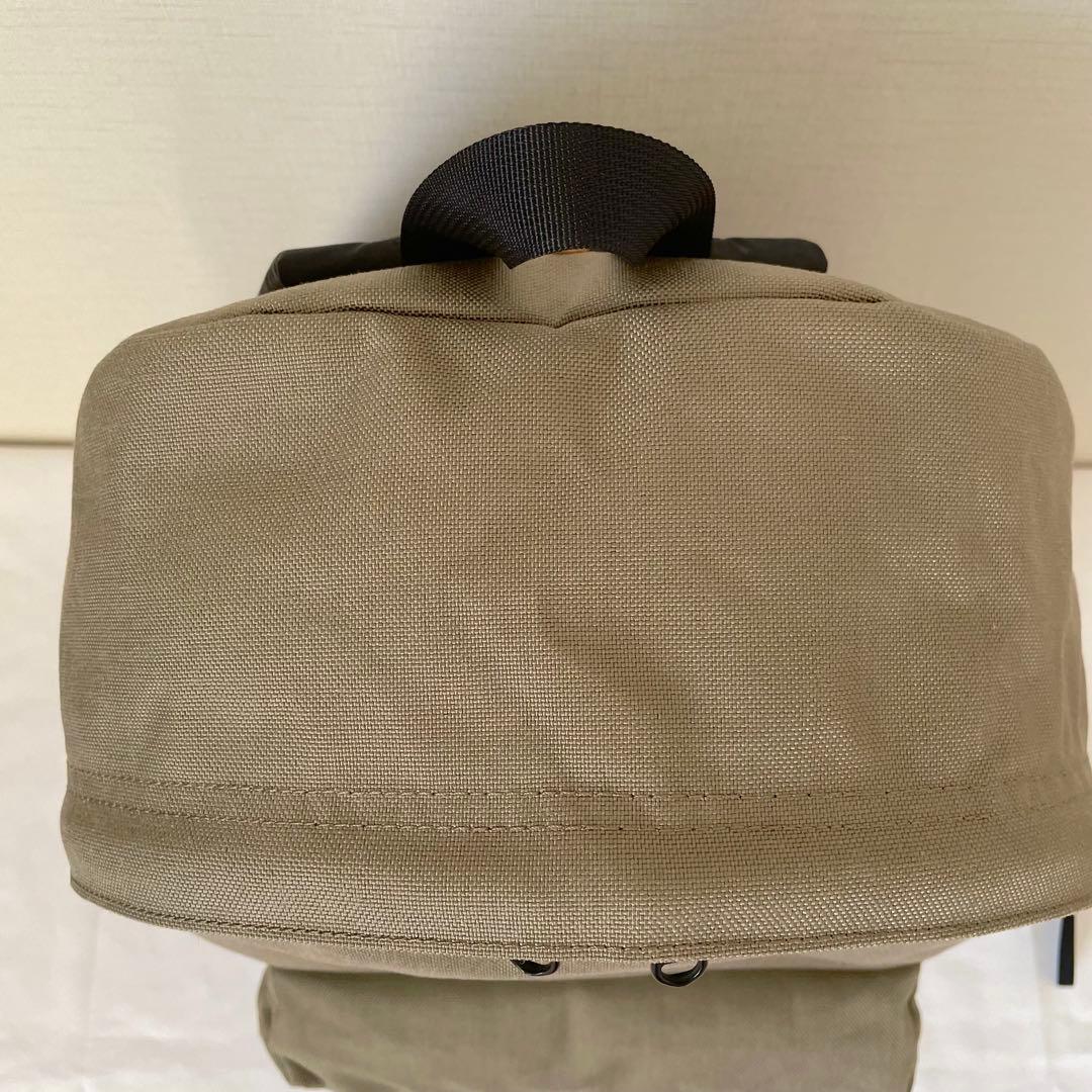 【美品】エルベシャプリエ　946C コーデュラナイロン　デイパックL ベージュ