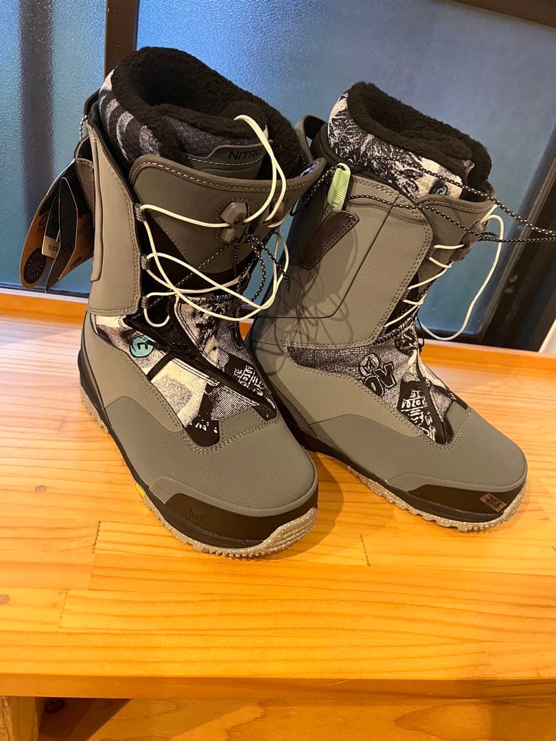 NITRO VENTURE PROスノーボードブーツ グレー 27.5CM