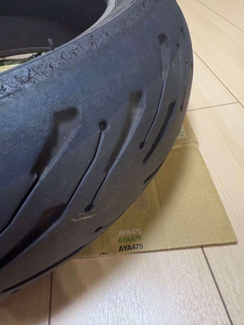 MICHELIN ROAD5 120/70 ZR 17、180/55 ZR 17
