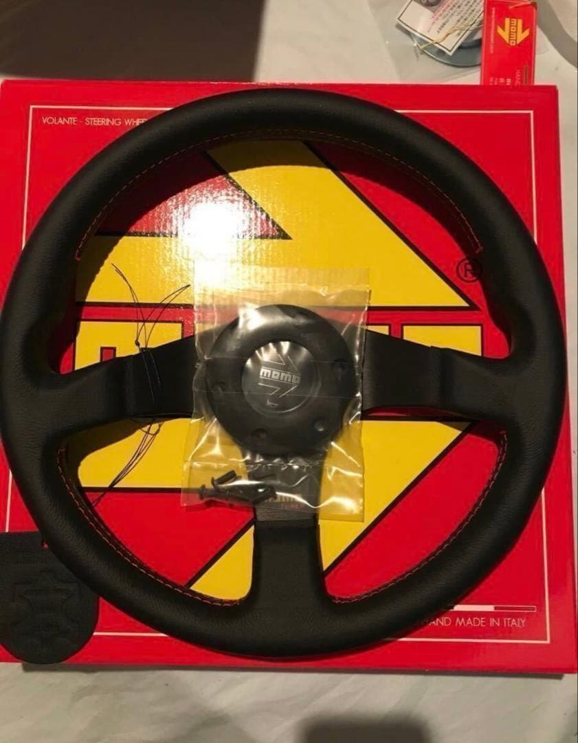 訳あり新品MOMOTUNERモモチューナーブラックスポーク32Φ 【日本正規品