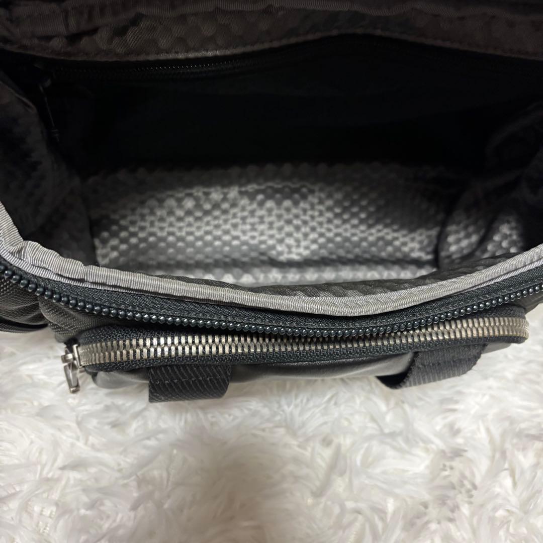 TUMI トゥミ ALPHA BRAVOニューポート ボディバッグ ボディバッグ