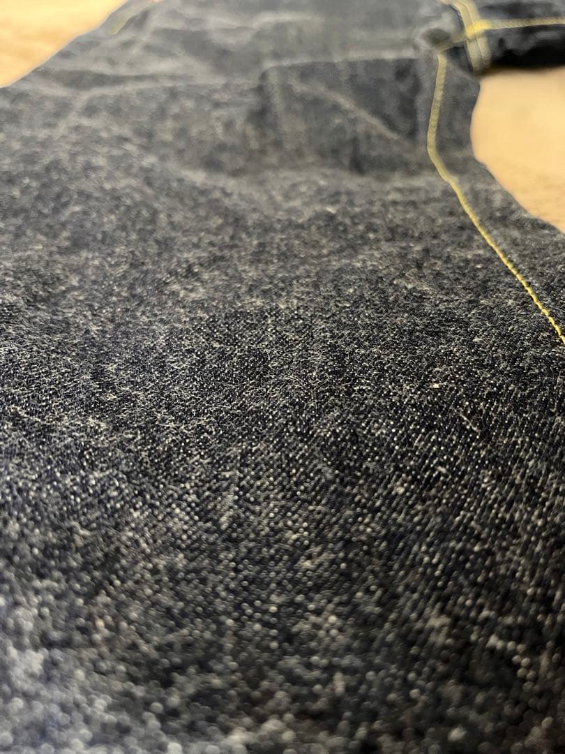 RESOLUTE 714 W32 L34 試着のみ