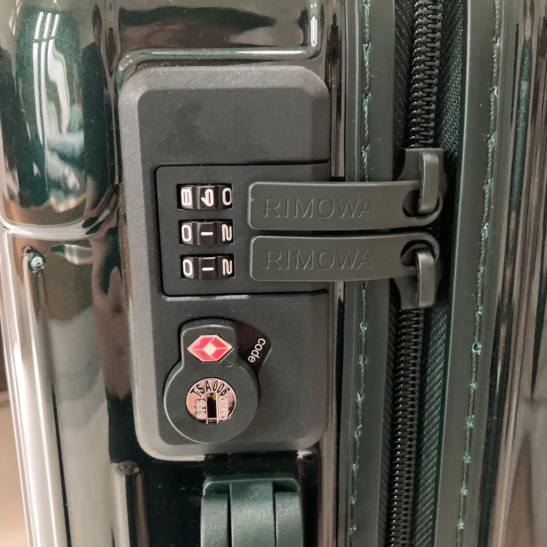 giraffestory 新品未使用品　RIMOWA キャリーケース