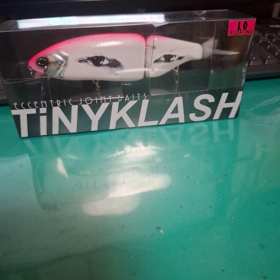 DRT タイニークラッシュ レベルアイ rebel eye replica