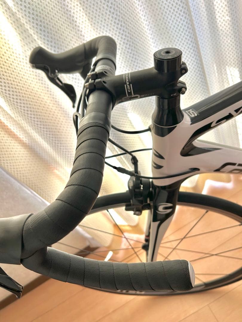 キャノンデール　synapse carbon5 105 2015年モデル