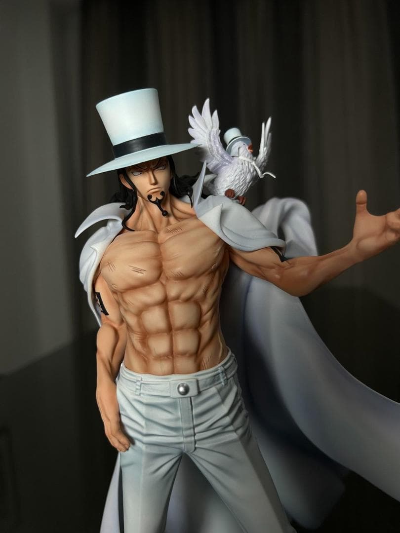 ワンピース CP0 ロブ・ルッチ フィギュア ガレージキット 塗装済み完成